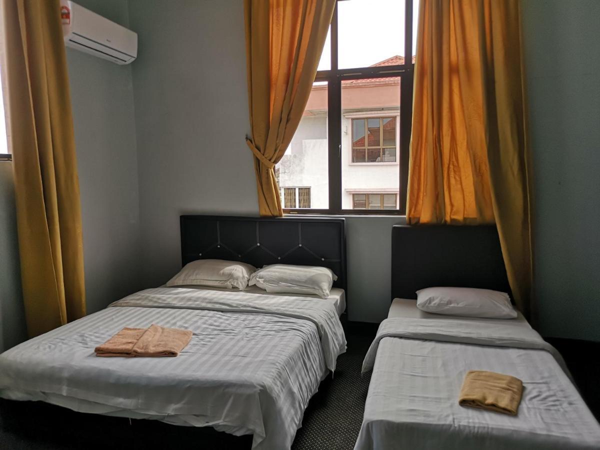 קוטה קינבלו Homestay Marina Court מראה חיצוני תמונה