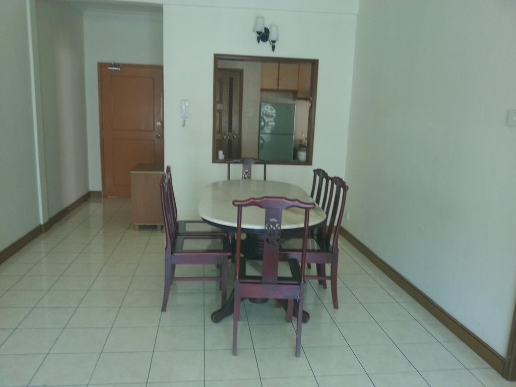 קוטה קינבלו Homestay Marina Court חדר תמונה