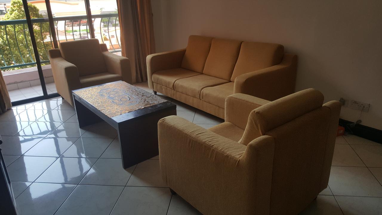 קוטה קינבלו Homestay Marina Court מראה חיצוני תמונה